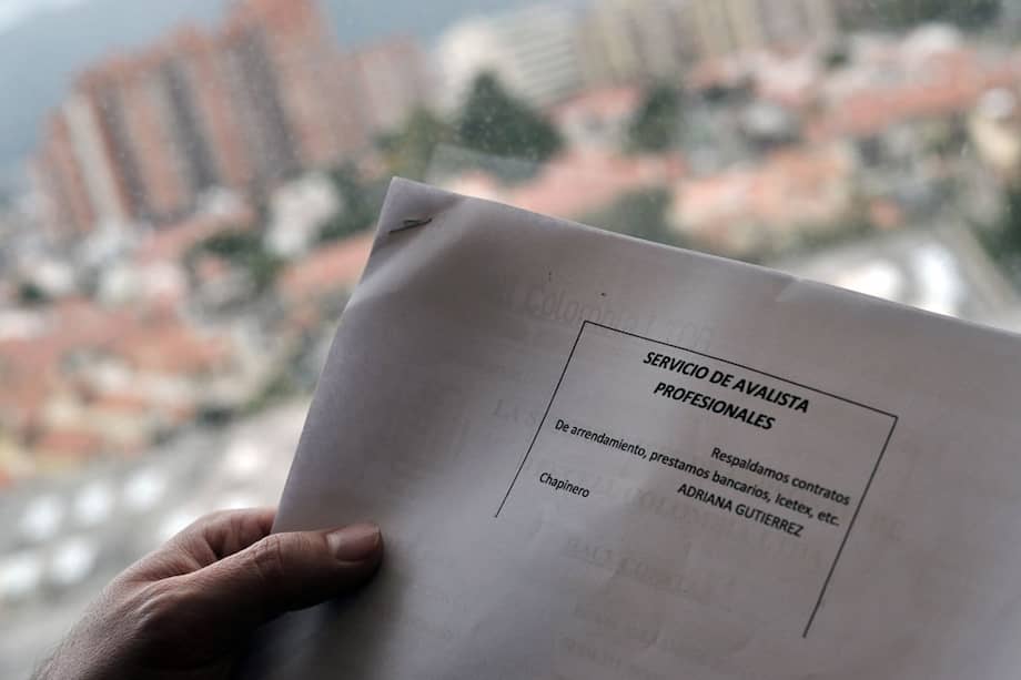 En las calles circulan volantes que ofrecen servicios de fiadores para contratos de arrendamiento sin ninguna garantia. / Fotoilustración - El EspectadorEn las calles circulan volantes que ofrecen servicios de fiadores para contratos de arrendamiento sin ninguna garantía. / Fotoilustración - El Espectador