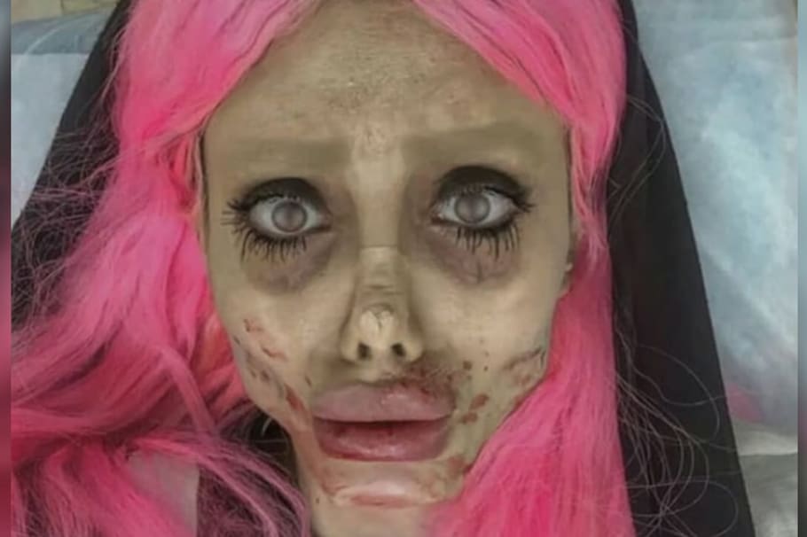 Sahar Tabar, más conocida como Angelina Jolie 'zombie' mostró su verdadera identidad.