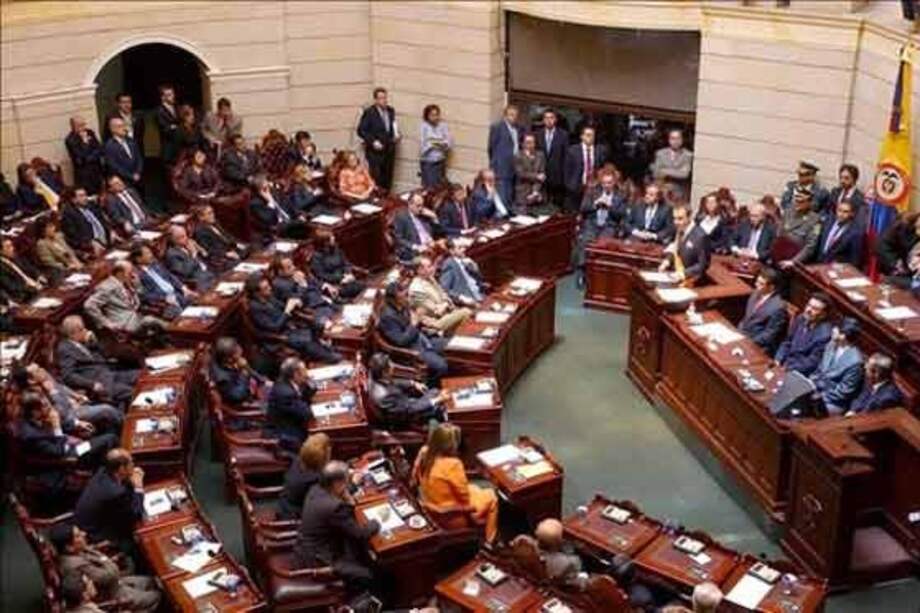 Congreso aprueba cambio a reglas electorales para votar referendo de paz