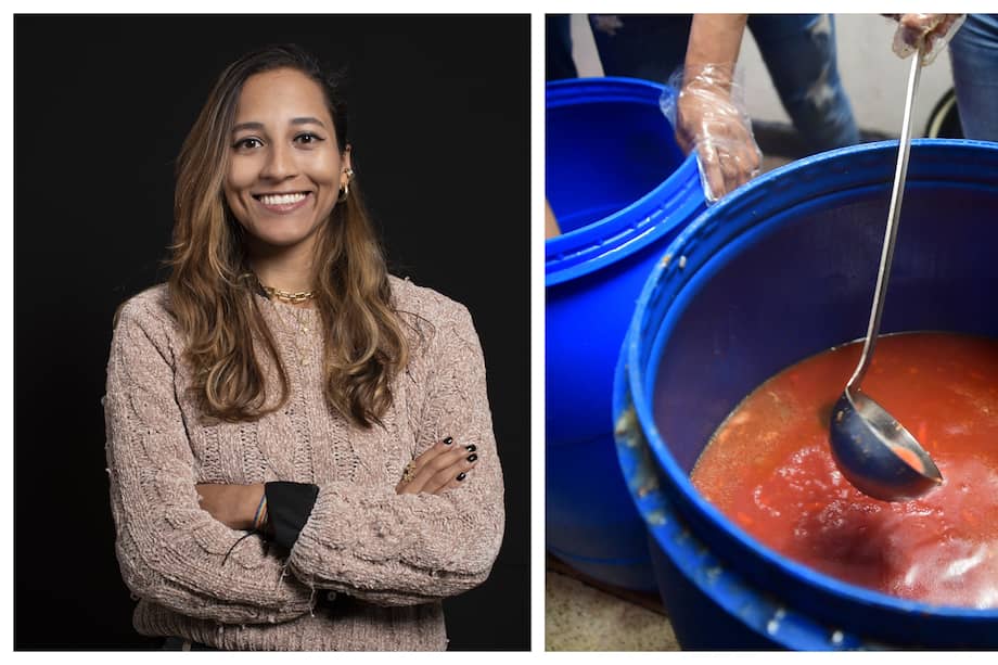 Kelly Giraldo, experta en cárceles e investigadora de Dejusticia. A la derecha, baldes en los que se distribuye la comida para las internas de la cárcel El Buen Pastor, en Bogotá.