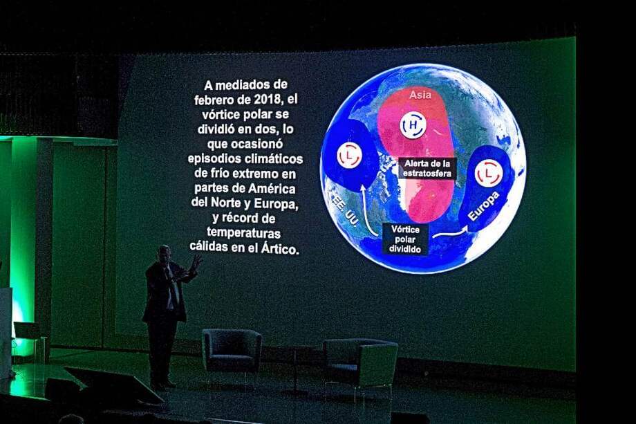 El ex vicepresidente de EE. UU. Al Gore expone su visión sobre la crisis climática en la cumbre COP 25 en España. / Luca Piergiovanni / EFE