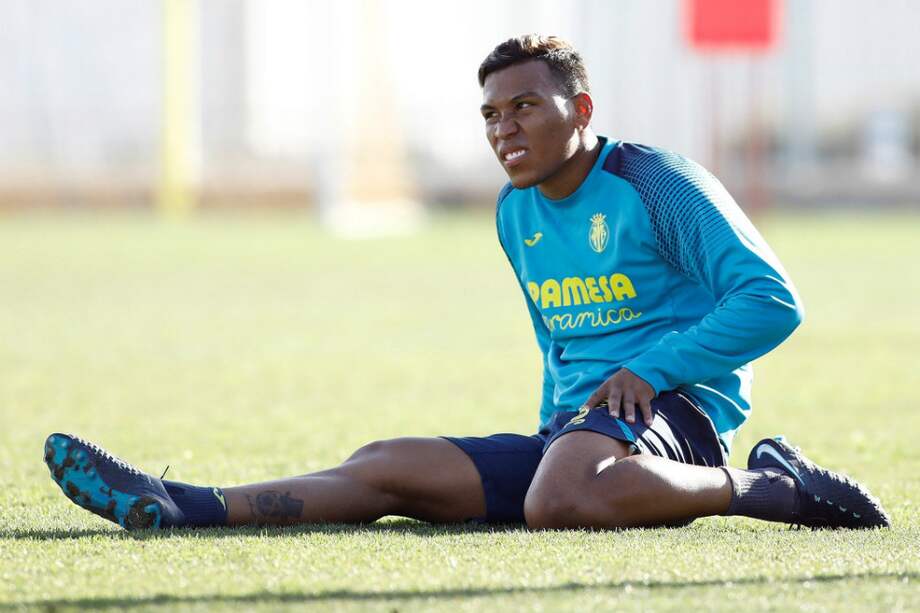 Roger Martínez en su primera práctica con el Villarreal de España. / EFE