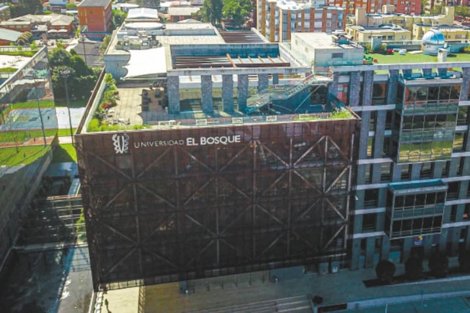 La institución informó que cuenta con un sistema de seguridad informático de primer nivel que tiene como prioridad proteger la integridad de la información contenida en sus sistemas digitales.