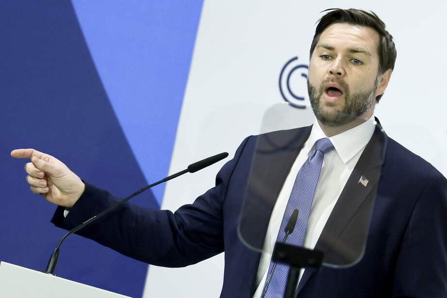 El vicepresidente de Estados Unidos, JD Vance, habla durante la 61ª Conferencia de Seguridad de Múnich (MSC), en Múnich, Alemania