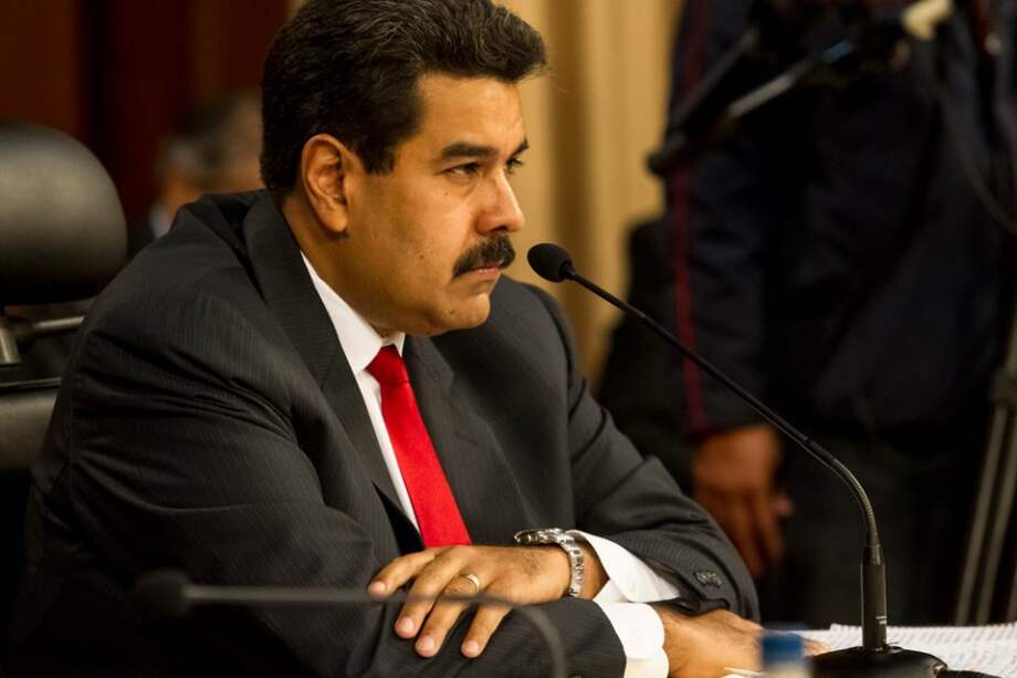 Nicolás Maduro dijo debate con oposición fue "paso crucial para la paz"