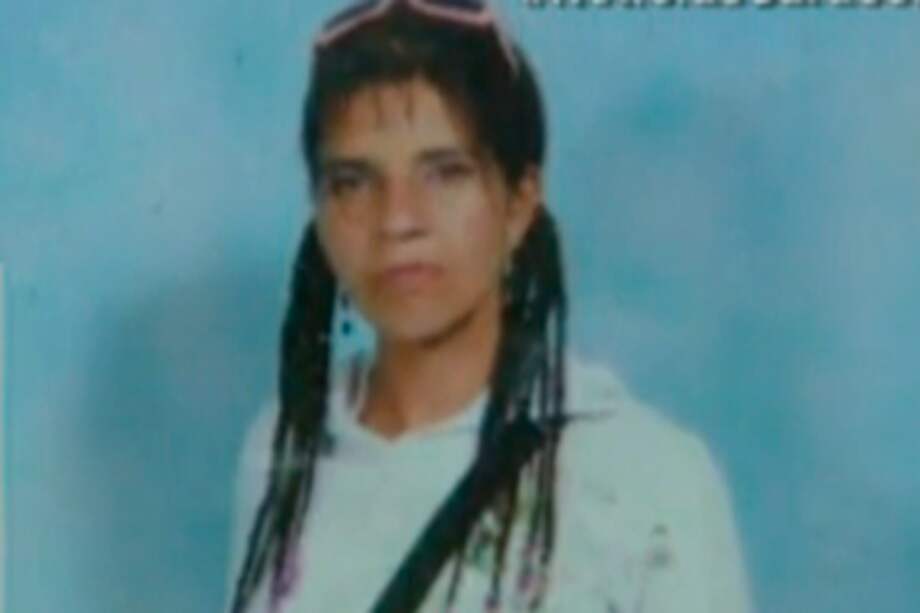 Hallan muerta en un caño a madre cabeza de familia