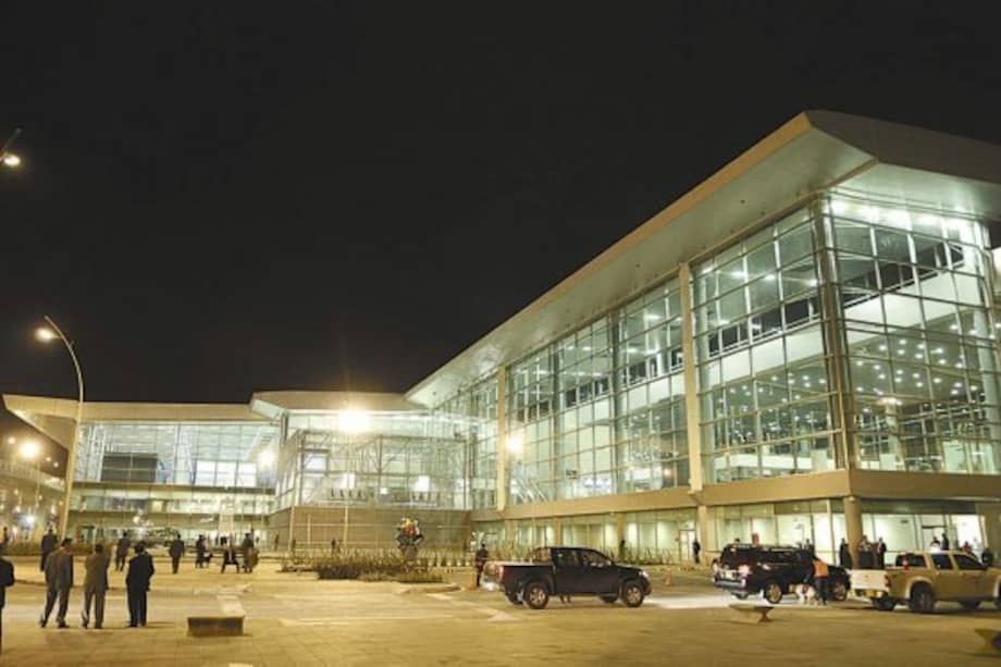 Empujados por la crisis, aumentó número de españoles en Colombia en 2014