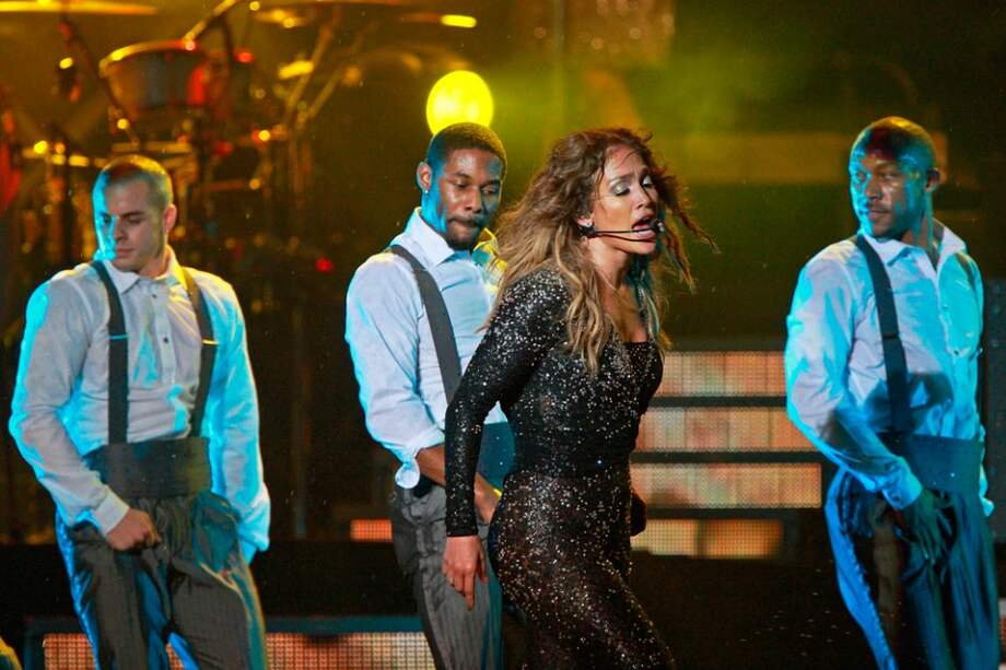 Jennifer Lopez en un concierto de "Dance Again World Tour".