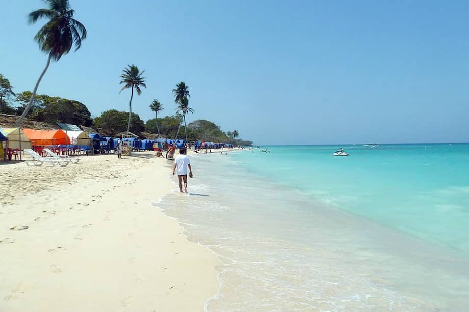 Playa Blanca, en la isla de Barú, en Cartagena. / Wikimedia – creative commons