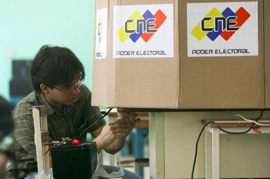 Unasur: Sistema electoral venezolano es de "alta confiabilidad"