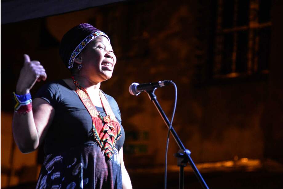 Imagen de CEPAFRO, Centro Popular Afrodescendiente, uno de los participantes en la versión 26 del festival. / Cortesía Festival internacional de poesía de Medellín- Sara Amariles