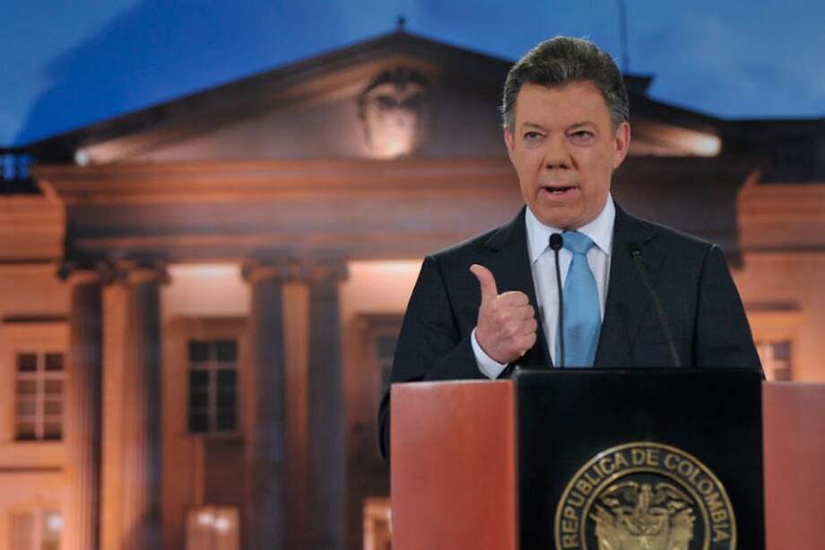 Líderes sindicales anuncian apoyo a reelección de Santos