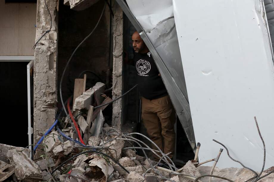 Más de 11.240 personas, incluidos 4.630 niños, han muerto en Gaza por los combates entre Israel y Hamás.