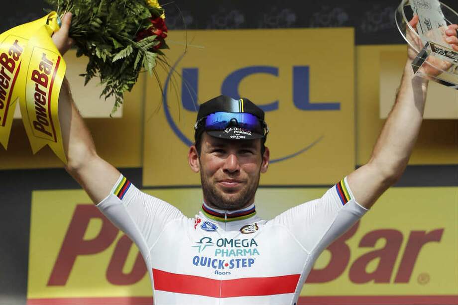 Cavendish celebra su primera victoria en el centenario del Tour de Francia.