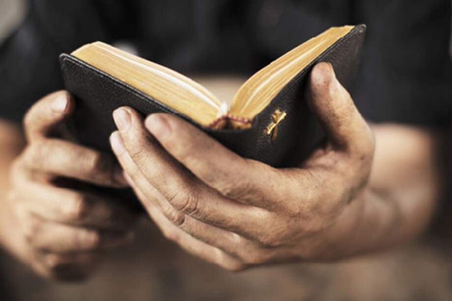 Se atiza debate en EE.UU. por caso de testigo de Jehová que se negó a transfusión y murió