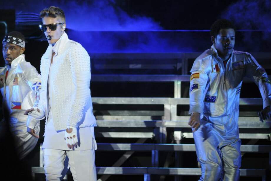 Adolescentes paraguayas lloraron por Justin Bieber