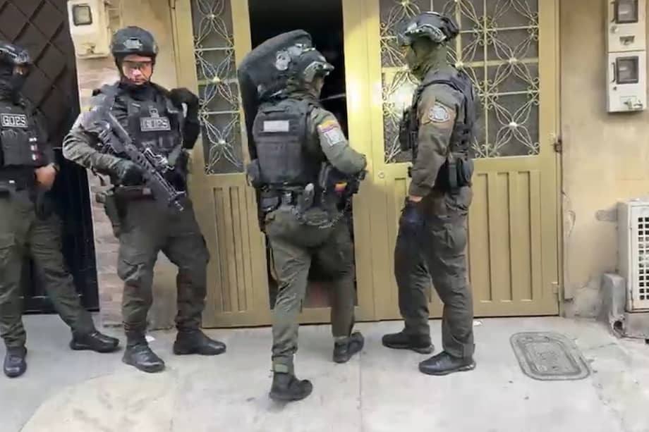 La investigación se extendió durante diez meses e incluyó interceptaciones telefónicas, seguimientos y reconocimientos fotográficos.