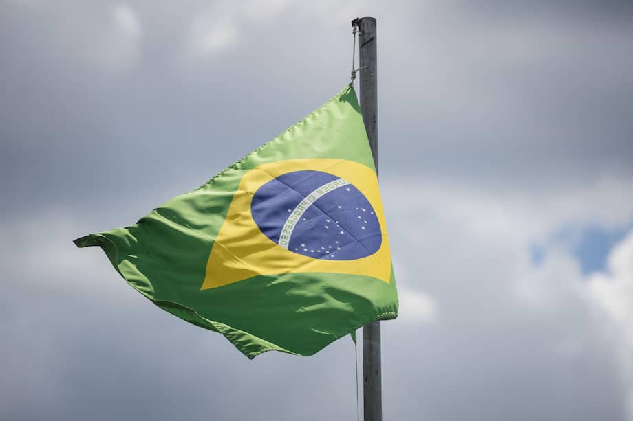 Las actividades agrícolas y pecuarias brasileñas crecen, a pesar de no estar libres de retos como las altas tasas de interés –que se ubican en el 14,25 % anual y en Colombia son del 12 %– y las dificultades comerciales para acceder a los mercados de otros países, especialmente Estados Unidos y la Unión Europea (UE), entre otros.