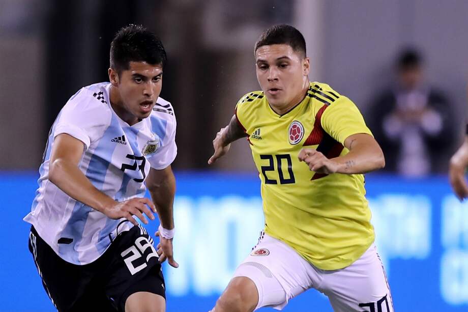 Juan Fernando Quintero fue una de los puntos más altos en Colombia en el duelo ante Argentina. / AFP