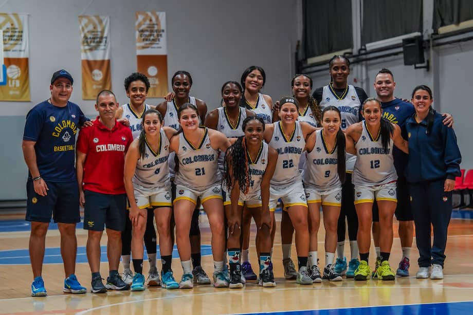 Colombia inicia en Francia la última fase del clasificatorio al Mundial de 2026. El equipo compite por un cupo histórico mientras insiste en la necesidad de respaldo para su desarrollo profesional.