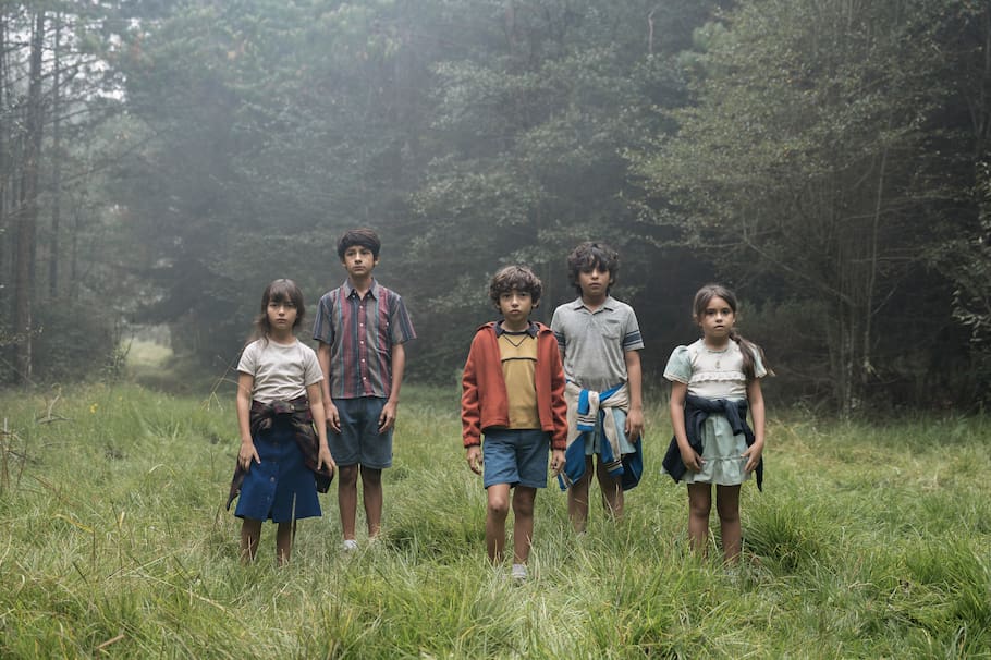 No Tengo Miedo. (L to R) Rafaella López es Bárbara, Ian Andrade es Salvador, Aldo Emiliano Navarro es Miguel, Damian Vergara es Toño, Regina Arroyo es María en No Tengo Miedo. Cr. Julieta Horak / Netflix © 2026