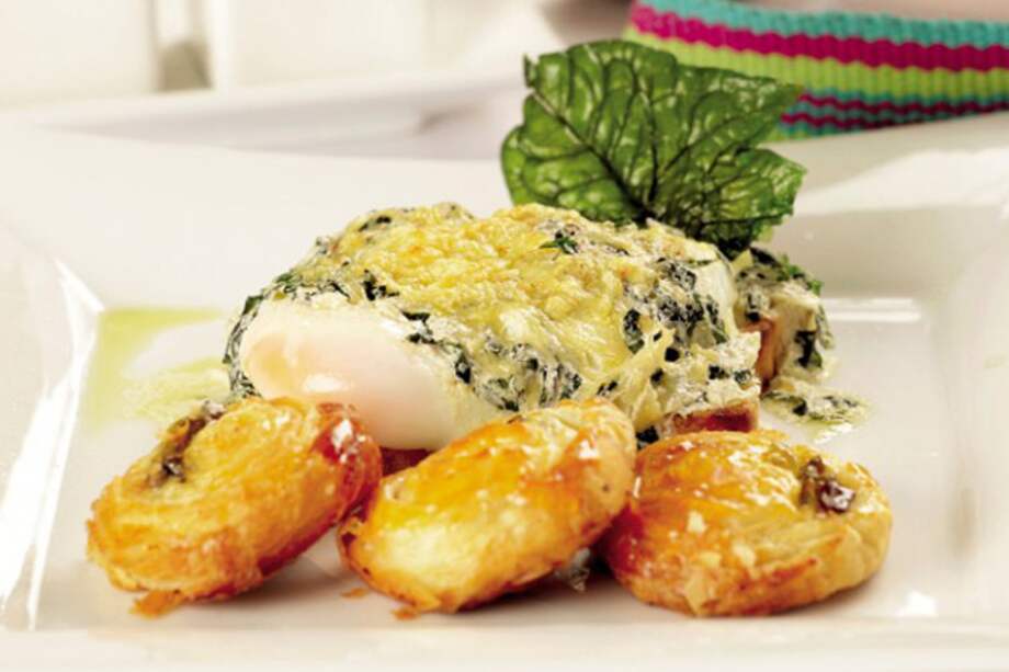 Huevos pochados florentinos