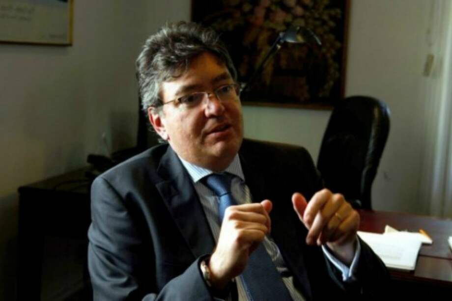 Minhacienda va a Suiza a reunión anual del Foro Económico Mundial