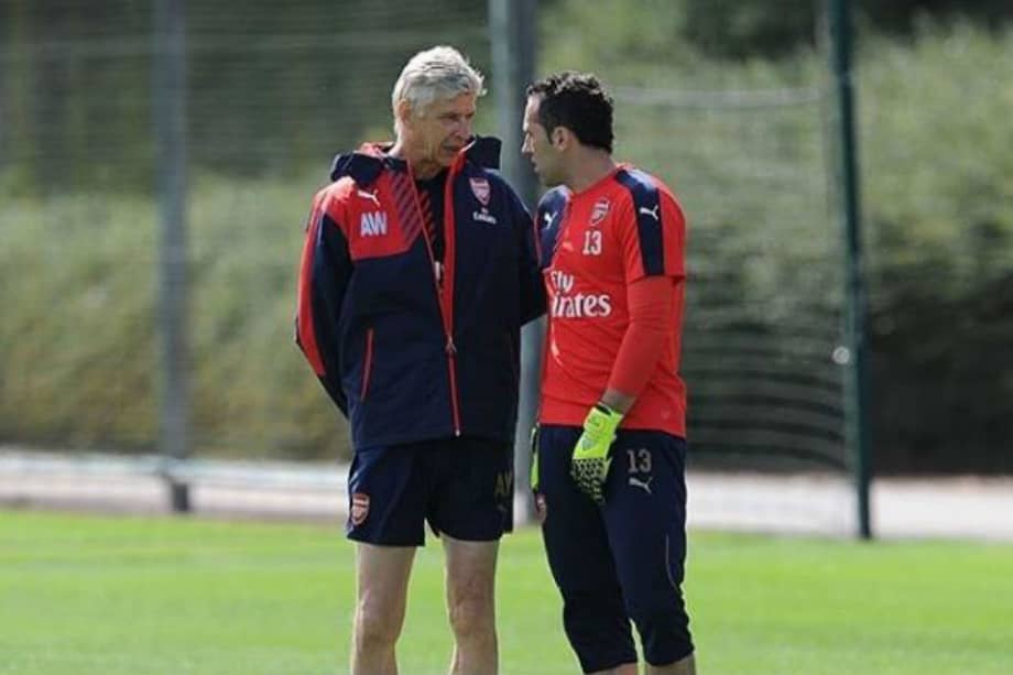 David Ospina publicó una foto con Arsene Wenger en su cuenta oficial de Instagram.