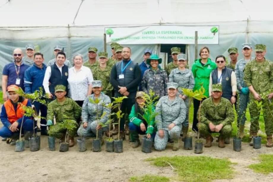 Contó con el apoyo de voluntarios de la escuela de la Fuerza Aérea Colombiana y la Armada Nacional.