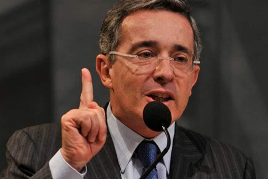 Parlamento venezolano rechaza declaración injerencista de Uribe