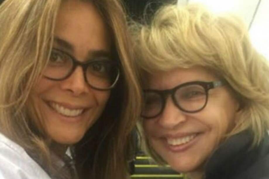 La exministra Cecilia Álvarez, también a través de Twitter, divulgó una imagen c