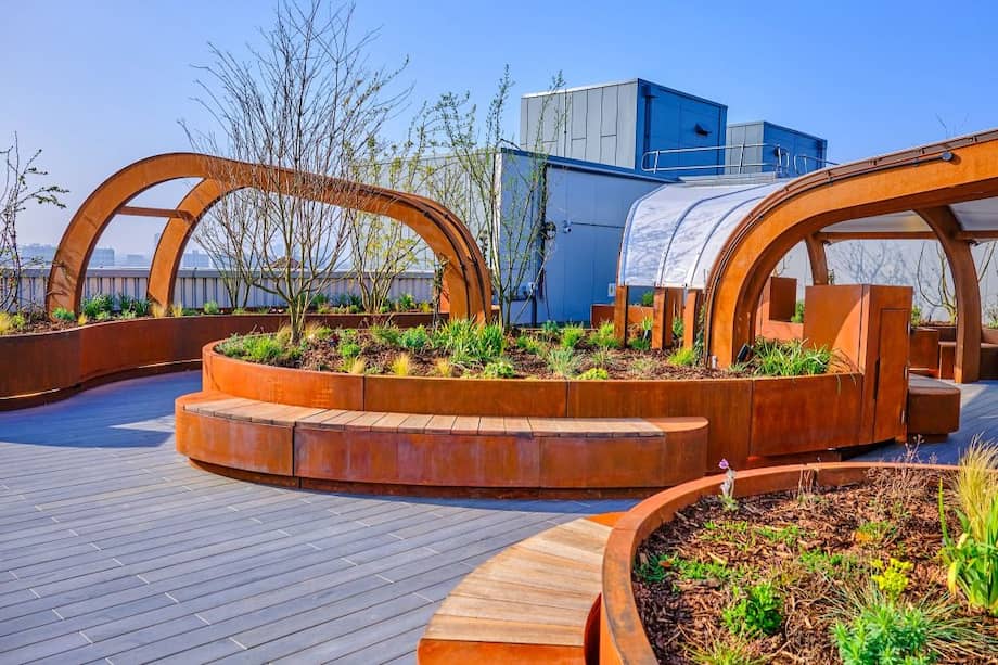 Este espacio de cuidados intensivos cuenta con un jardín y tiene espacio suficiente para seis pacientes.