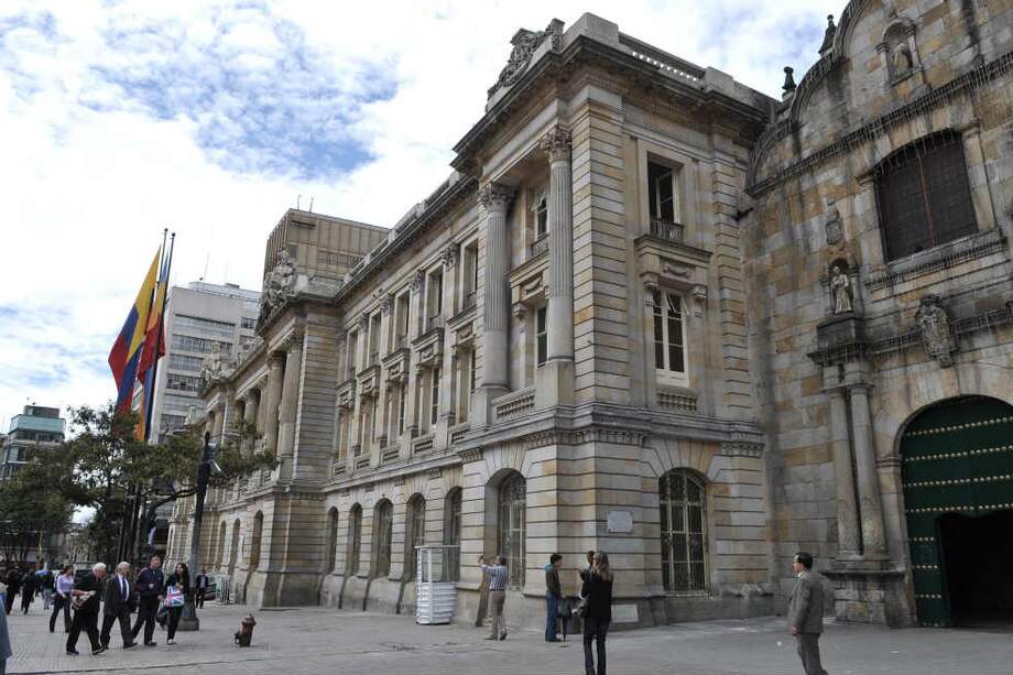 La obra de remodelación del Palacio de San Francisco, en Bogotá, tiene en aprietos a un consorcio.