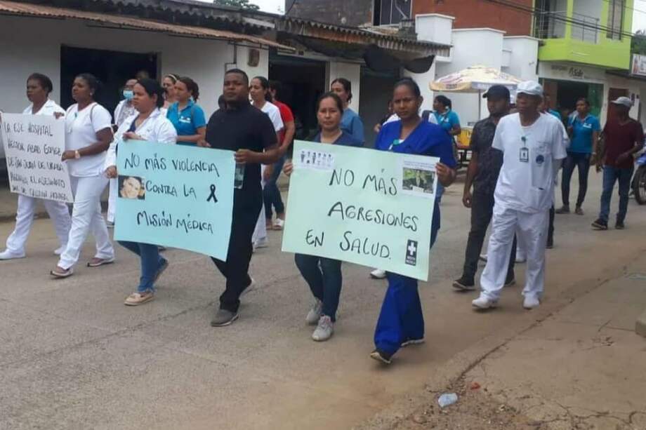 Trabajadores de la salud de la región se han manifestado en contra del asesinato del médico.
/ Cortesía