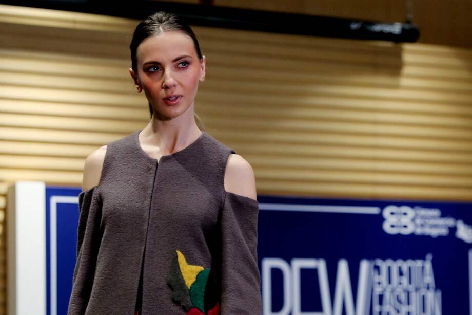 Modelos desfilaron durante la presentación del Bogotá Fashion Week 2018. / Leonardo Muñoz / EFE