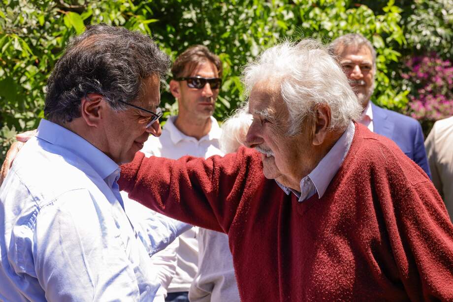 Petro y Mujica durante una visita del presidente colombiano a Uruguay en 2024.