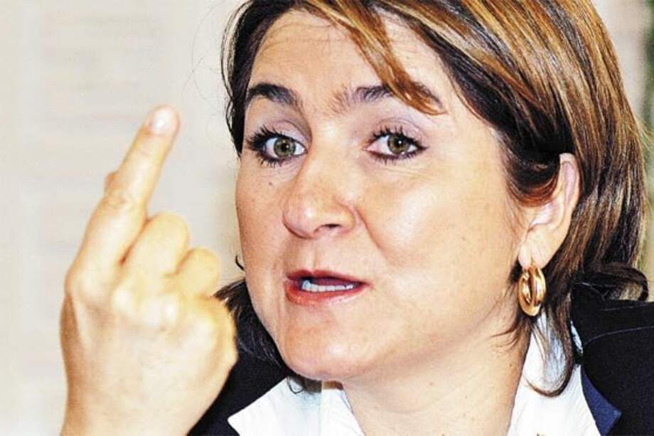 Suspenden por irregularidades a cónsul de Colombia en Nueva York