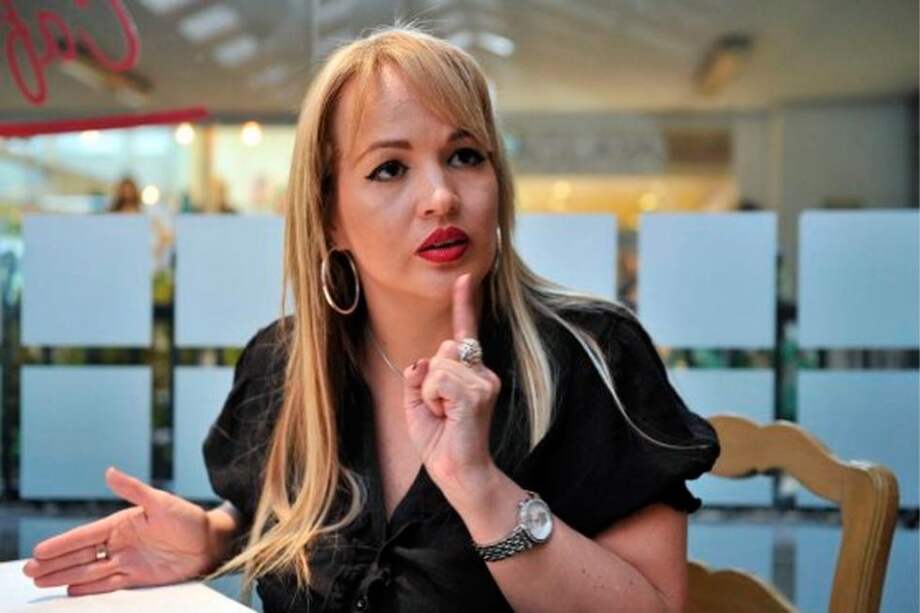 Anna Karenina Gauna.