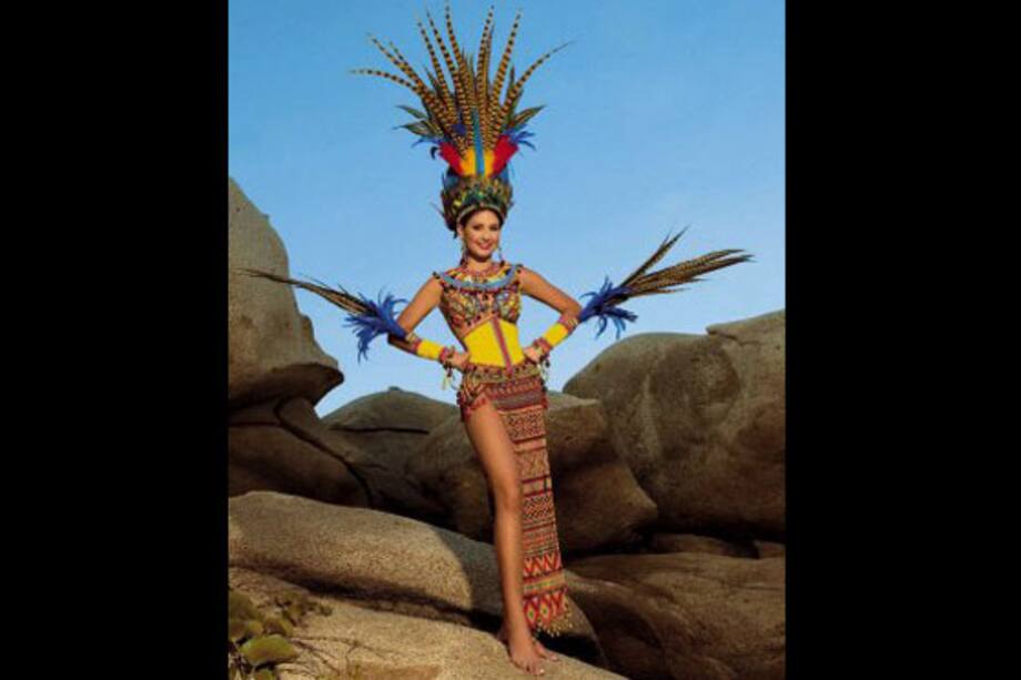 Desfile en Traje Artesanal en Cartagena