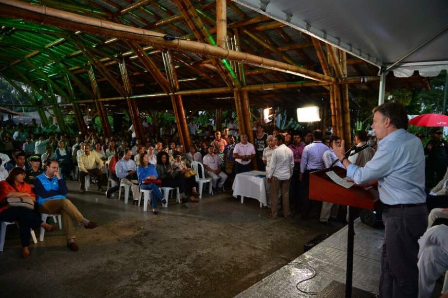 Subsidio a productores de café contribuirá a generar más empleo: Santos