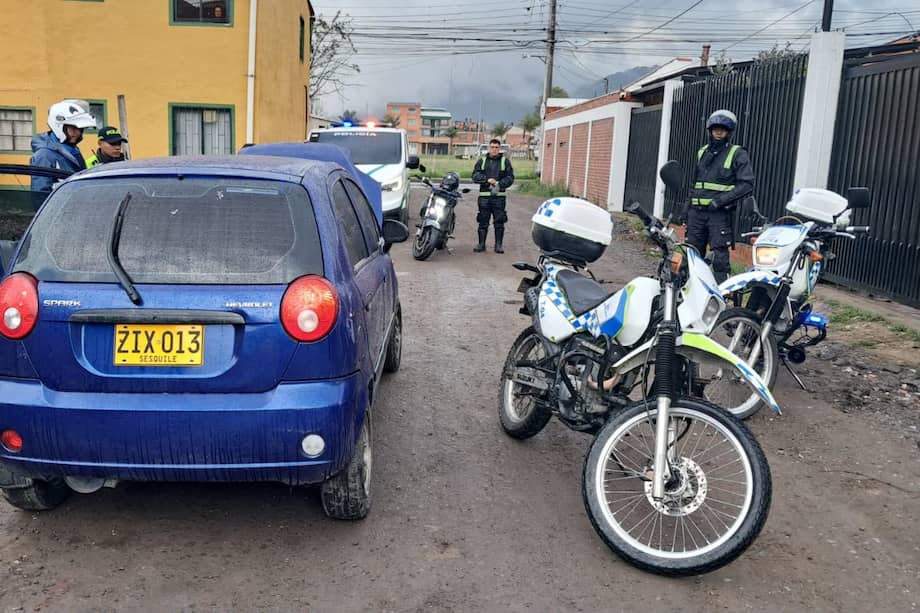 De acuerdo con el concejal Juan David Quintero, el responsable debe responder por más de 8 millones en multas solo en ese spark y casi 36 millones en los demás carros que tiene en su poder.