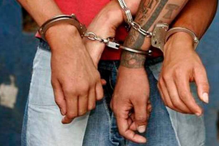 Venezuela anuncia captura 3 paramilitares de Los Rastrojos