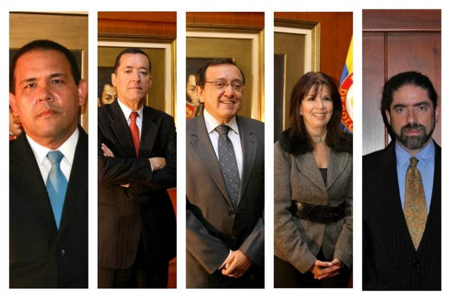 Estos son los magistrados que terminan su periodo el próximo años. De izquierda a derecha: Gabriel Eduardo Mendoza, Jorge Iván Palacios, Luis Ernesto Vargas, María Victoria Calle, Aquiles Arrieta. / Corte Constitucional