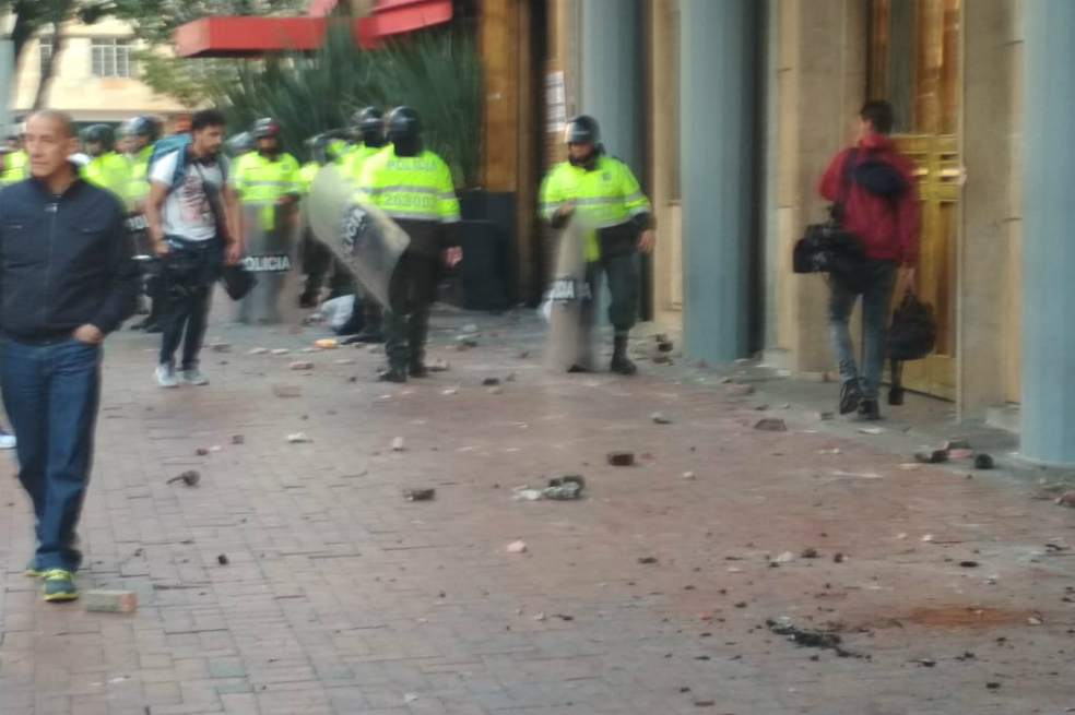 La marcha de estudiantes terminó en disturbios en Bogotá | EL ESPECTADOR