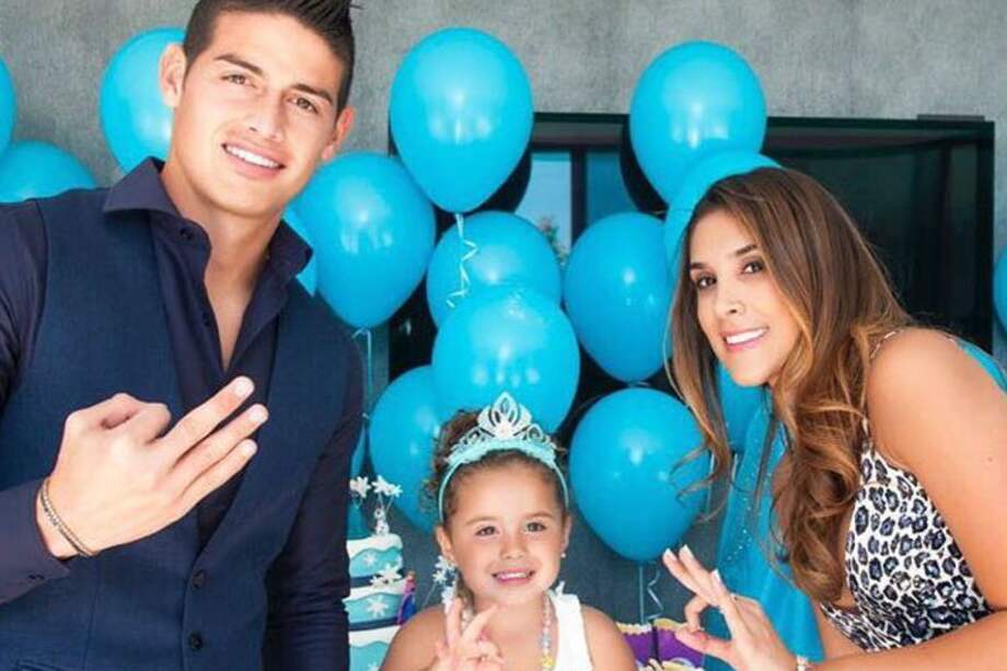 James Rodríguez, Salomé y Daniela Ospina. / Archivo Cromos