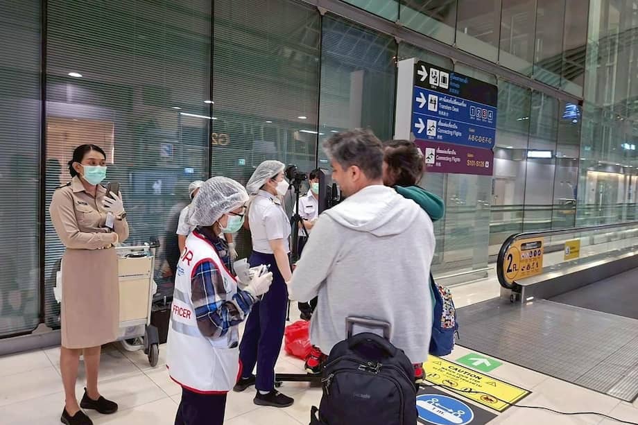 En Asia se han tomado medidas de vigilancia en diferentes aeropuertos. Sin embargo, también se considera bajo el riesgo para esa región.