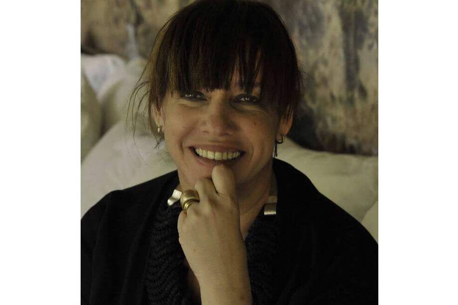 Claribel Terré Morell, directora y una de las fundadoras de la revista Be Cult, surgida en Argentina en tiempos de cuarentena, y cuyo primer número ya está disponible. / Fotografía: Eve Grynberg