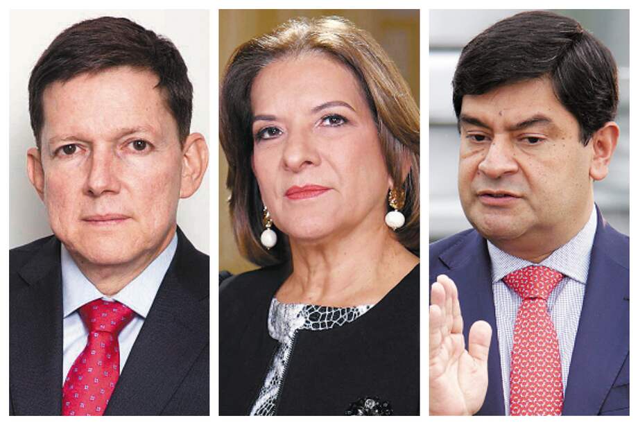 Si bien se requiere una mayoría de 54 votos para ser elegido, la exministra Cabello (centro) contaría con un respaldo multipartidista de al menos 80 apoyos. Izquierda: Wilson Ruiz, y derecha: Juan Carlos Cortés.