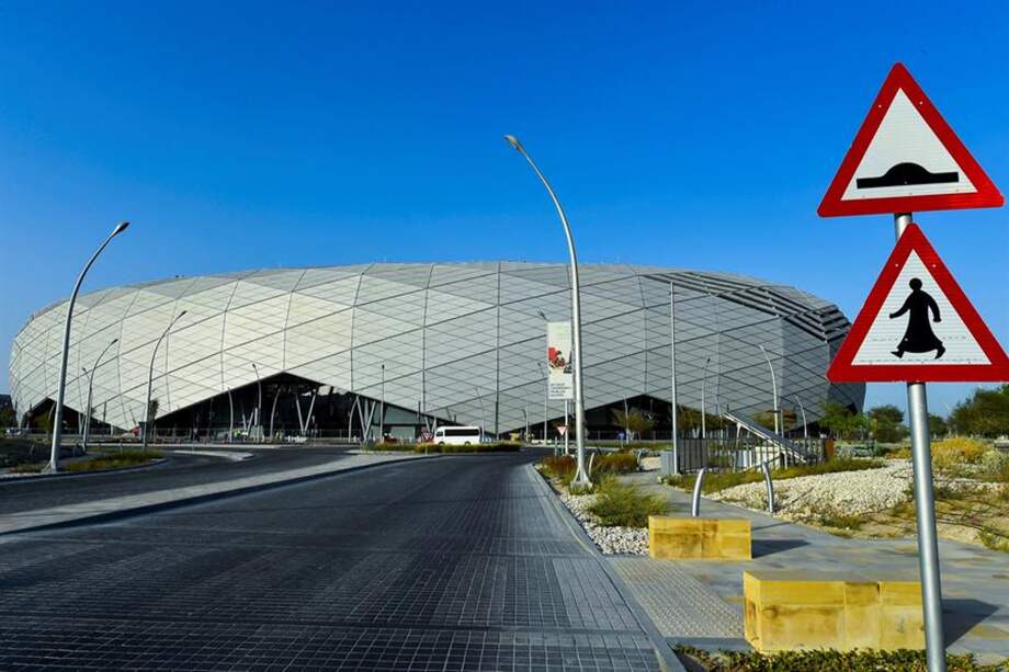 El estadio tiene una capacidad para 40.000 personas y una superficie de 140.000 metros cuadrados.