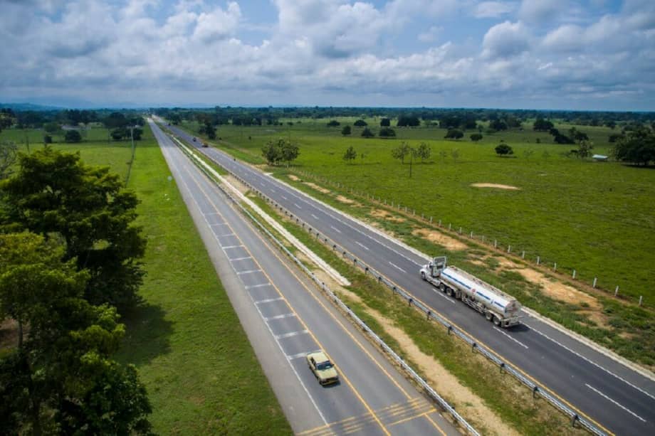 Tres claves para entender por qué es importante lo que se decidirá sobre la Ruta del Sol 2